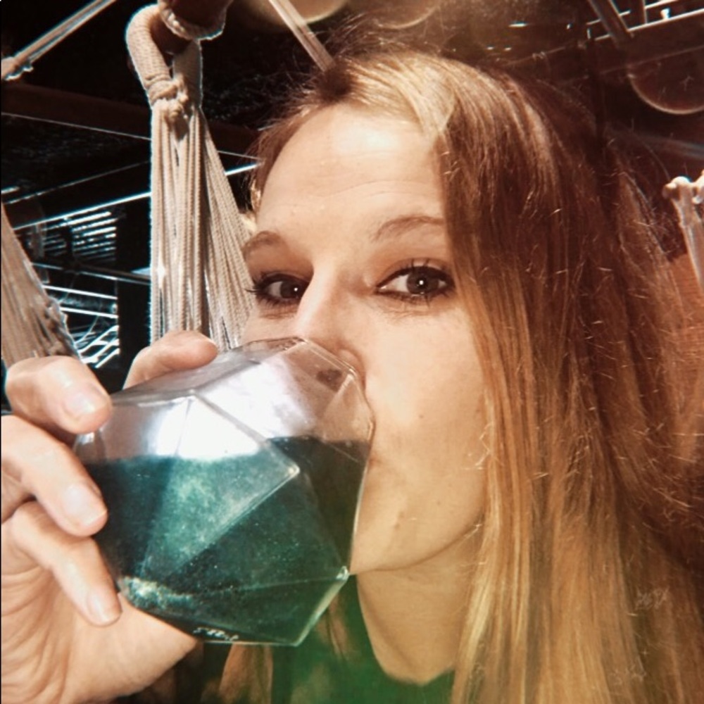 Meet your Posher, Alisha